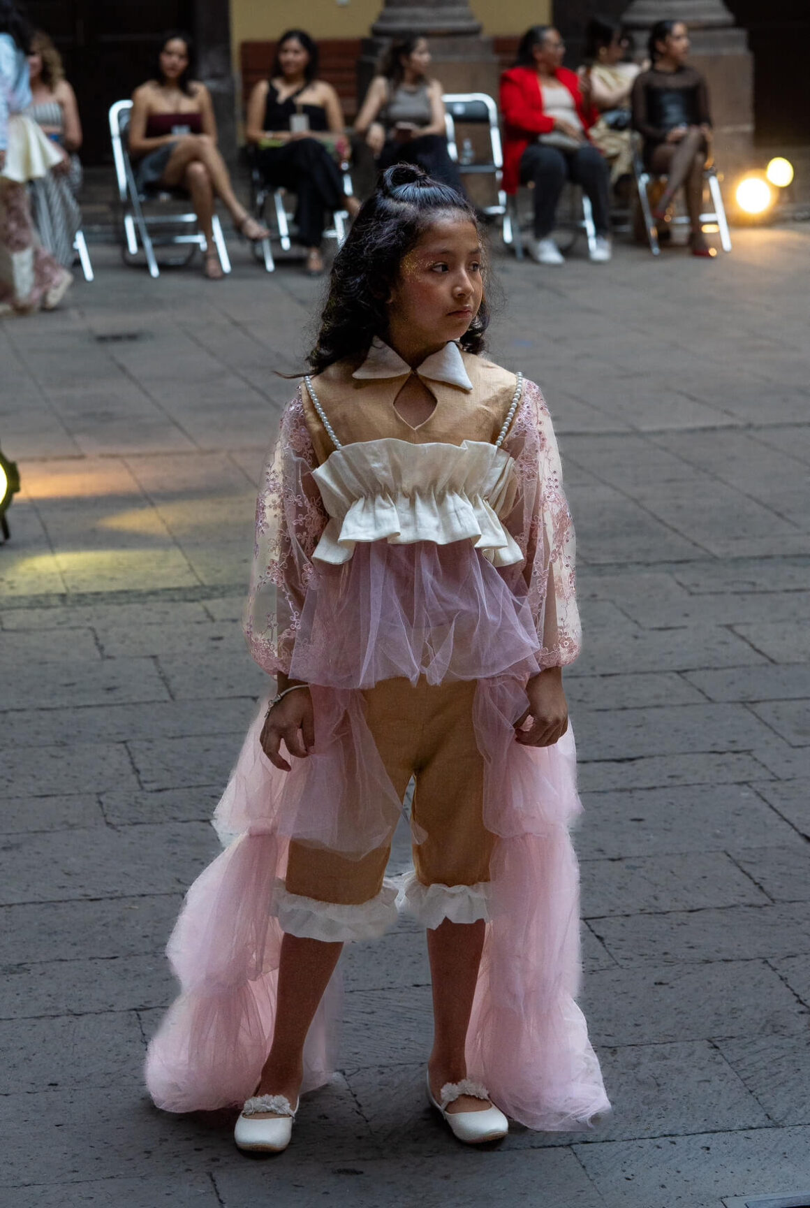 desfile THARIS