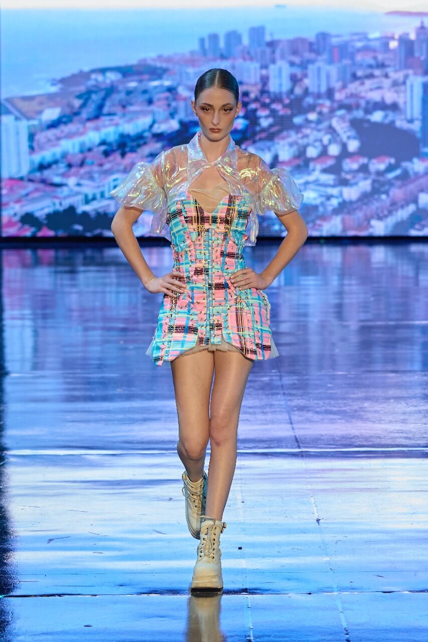 desfiles de Intermoda 83